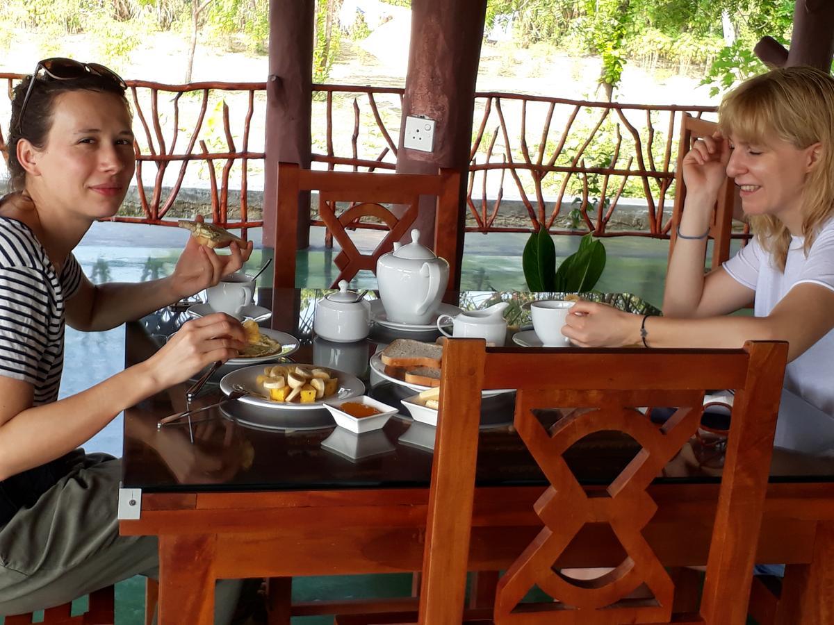Pearl Cave Cabanas & Resturant Tangalle Extérieur photo