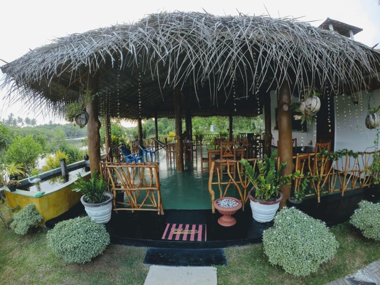 Pearl Cave Cabanas & Resturant Tangalle Extérieur photo